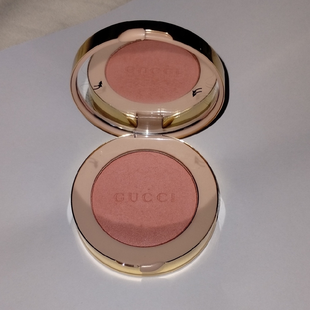 Gucci Blush de Beauté,  Bright Coral